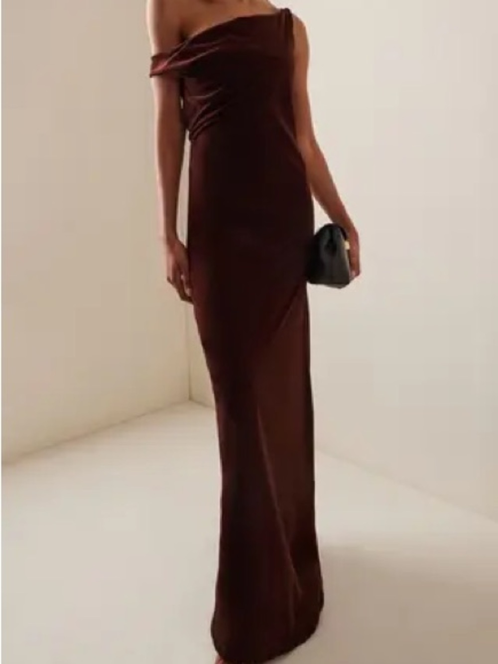 SIR. the label Ezra gown